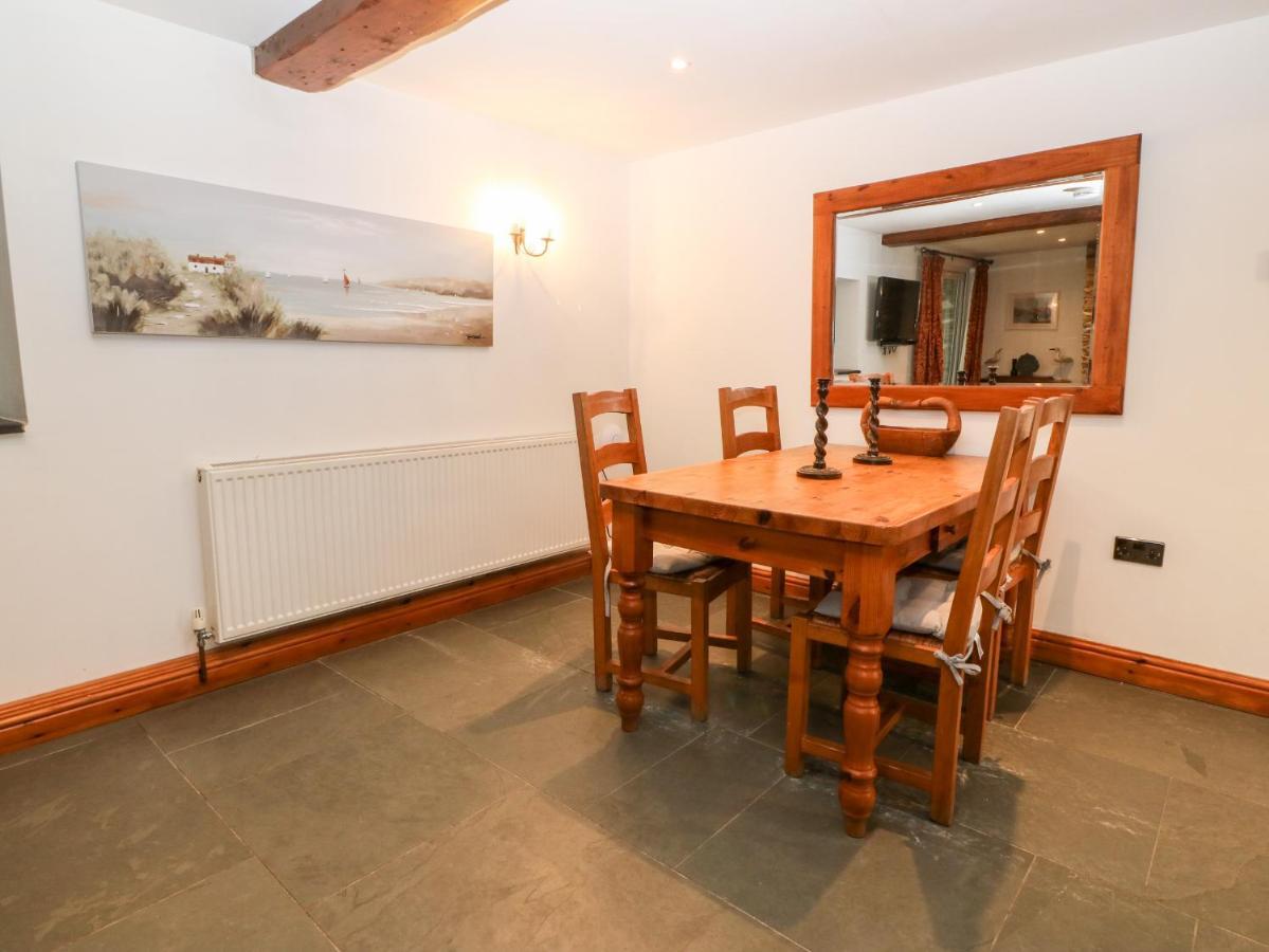 Villa Garth Morthin The Stables Tremadog Esterno foto